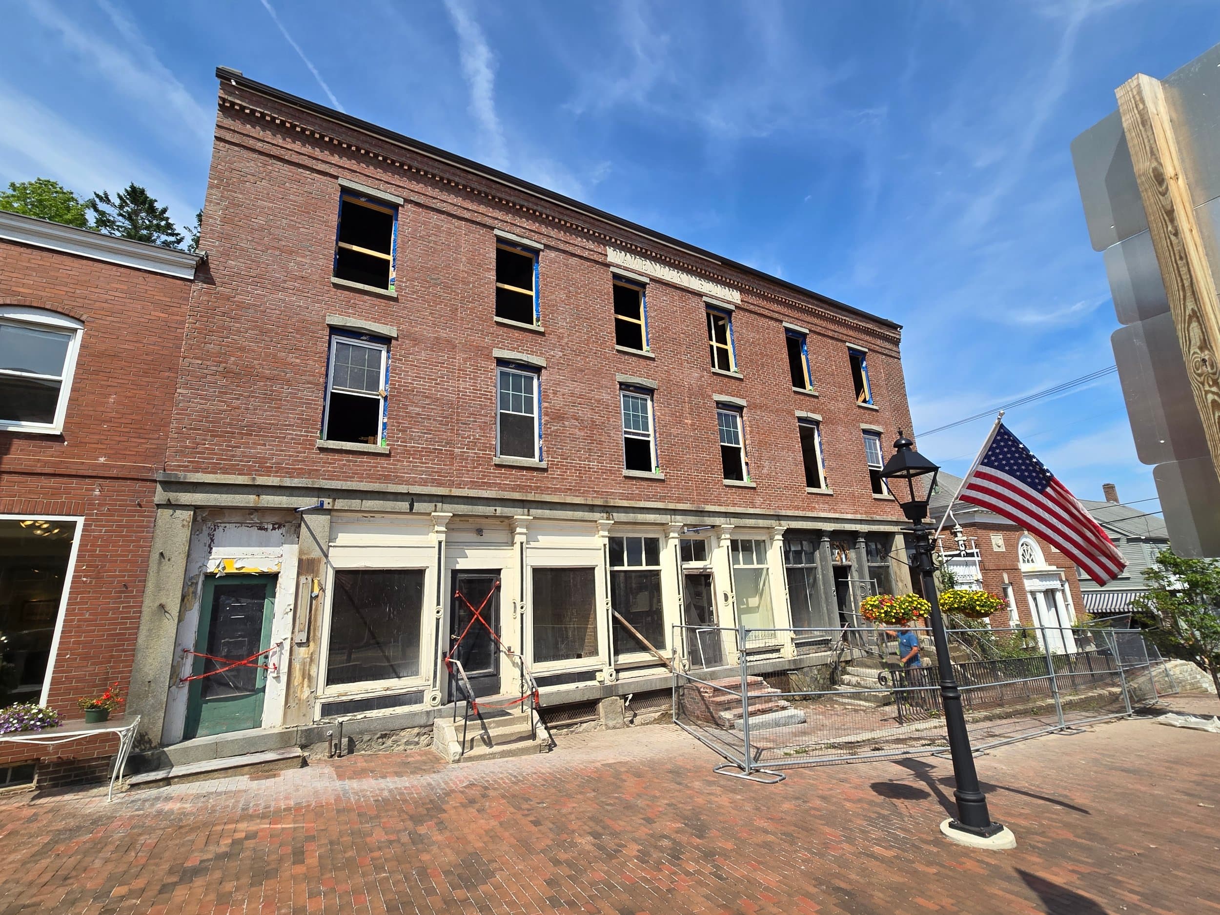 historical-wawenock-building-brick-restoration-3